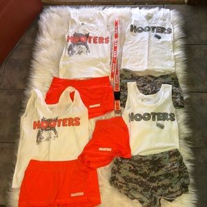 Collectors Hooters bundle exclusive